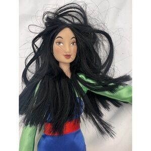 Disney Store Classic Princess Mulan Poseable Doll No Shoes Nice Conditon